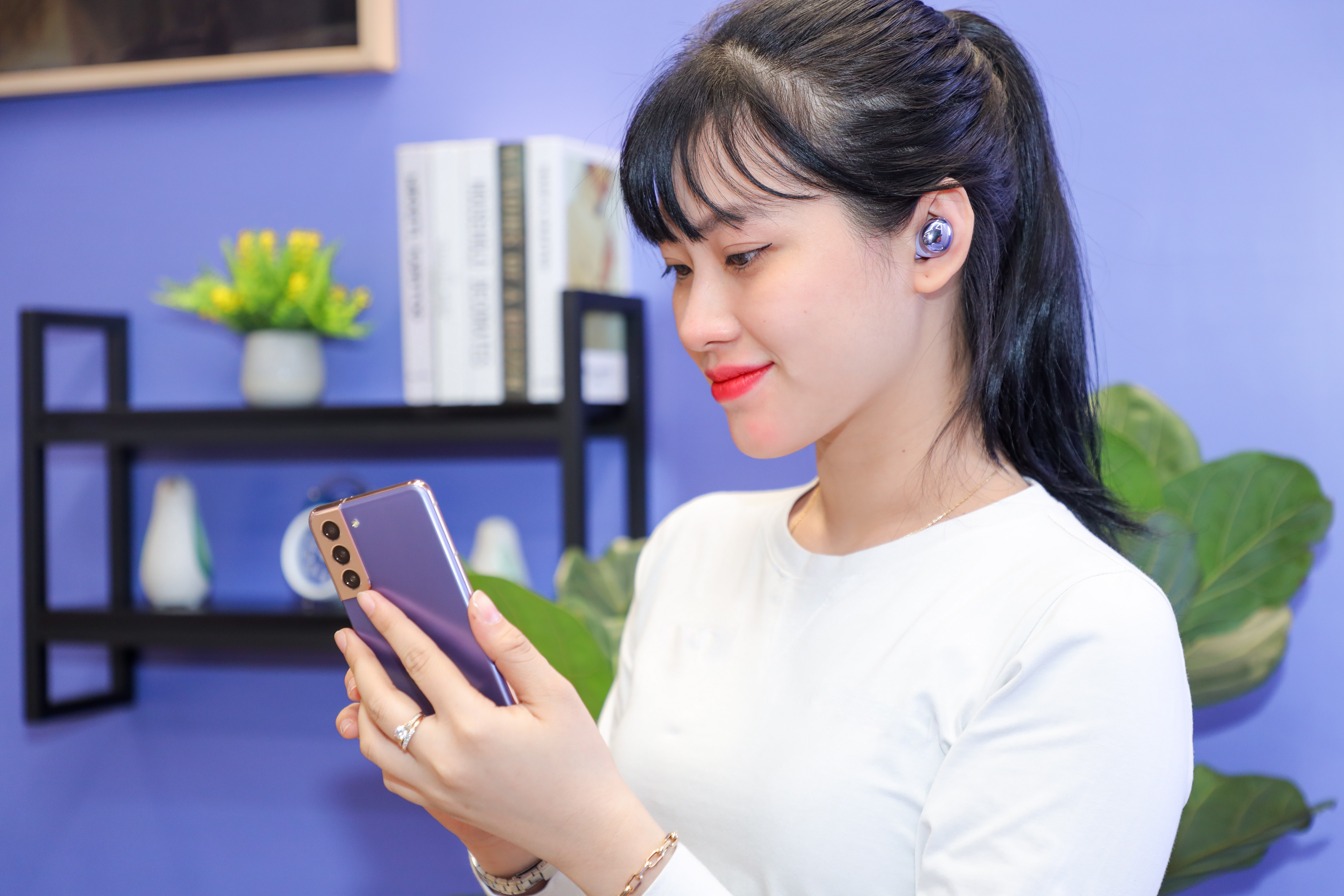 Trai nghiem Galaxy Buds Pro anh 4