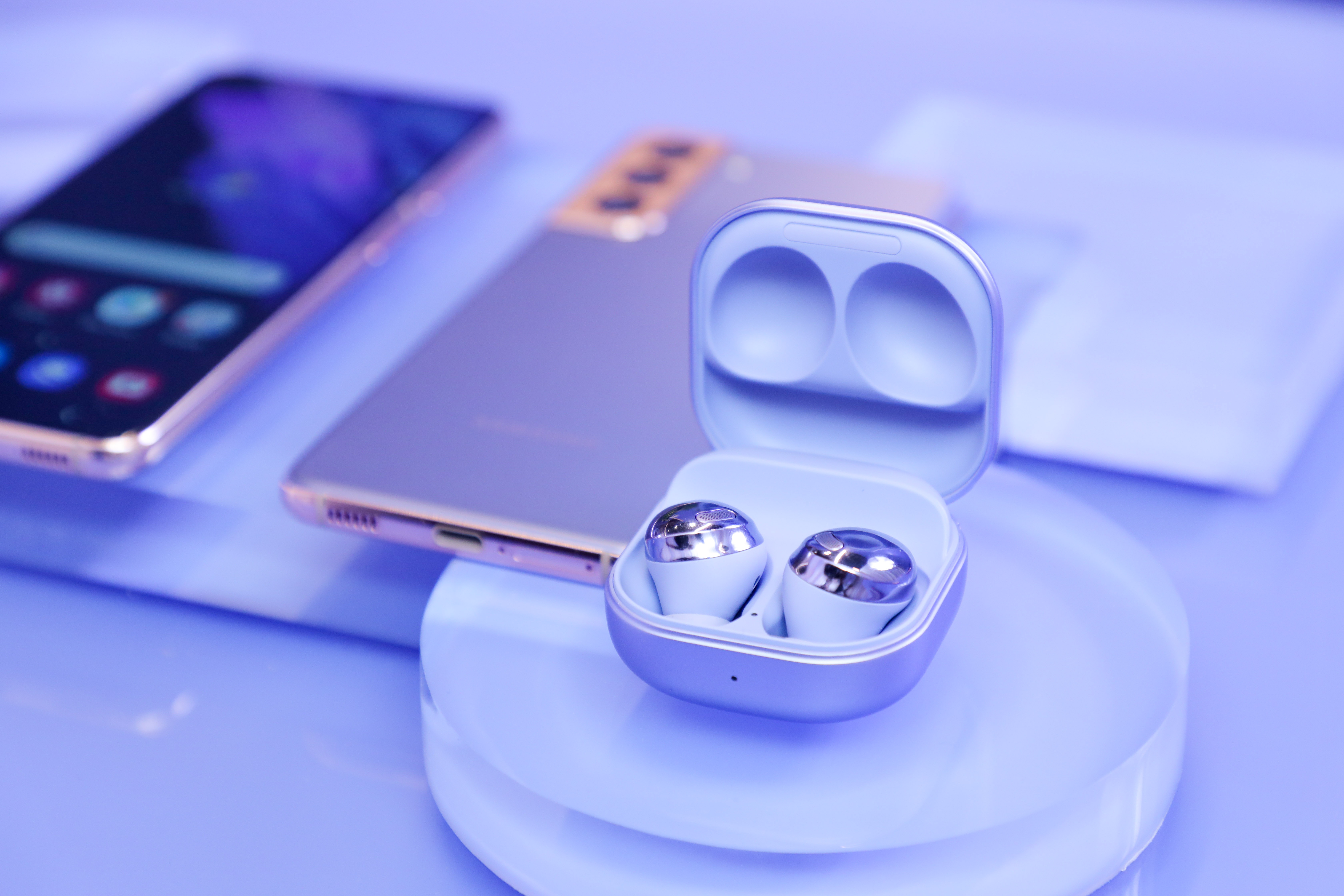 Trai nghiem Galaxy Buds Pro anh 8