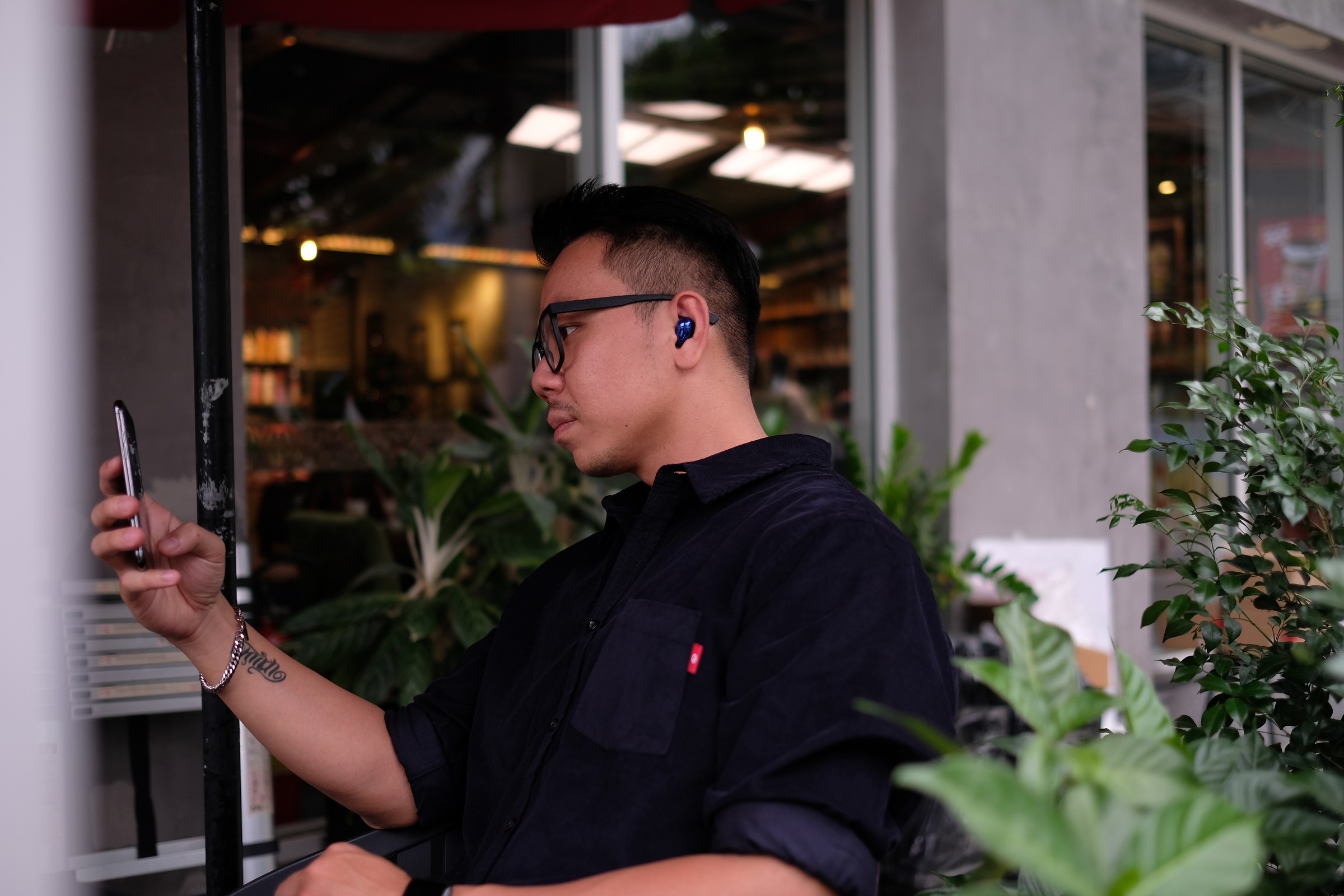 AirPods Pro voi Galaxy Buds Live anh 5