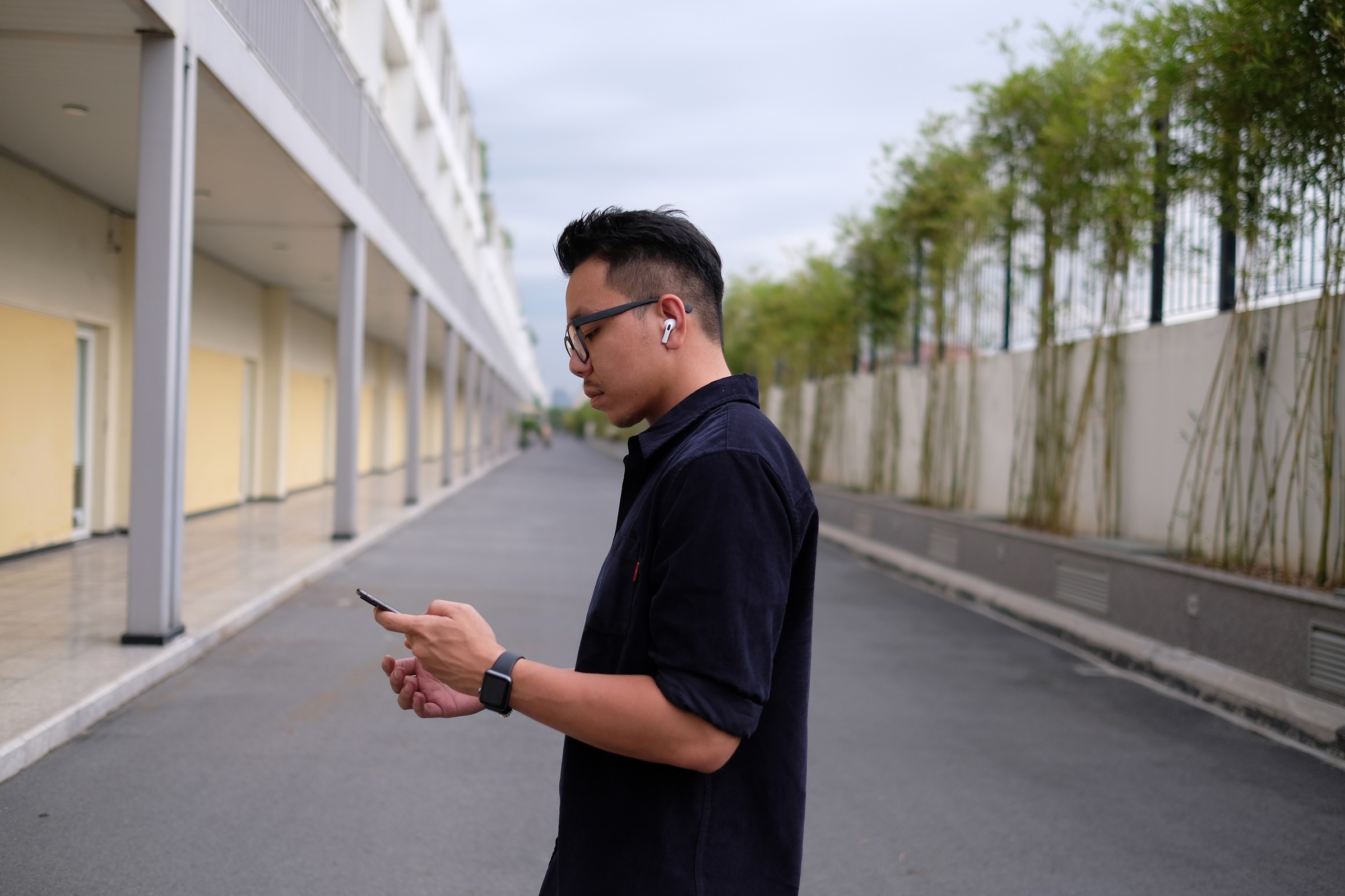 AirPods Pro voi Galaxy Buds Live anh 9