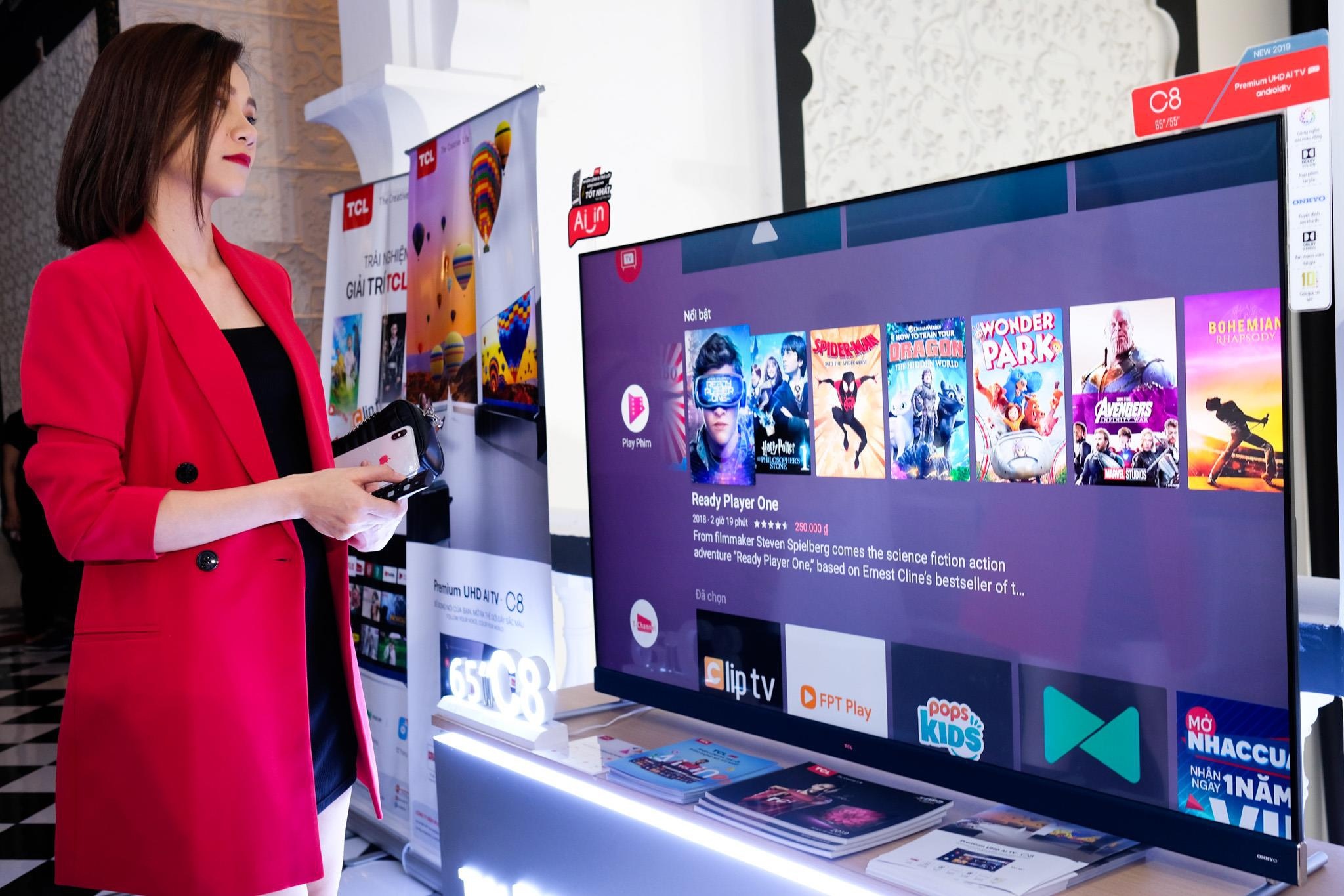 Nhieu mau TV 4K dong loat giam gia dip cuoi nam hinh anh