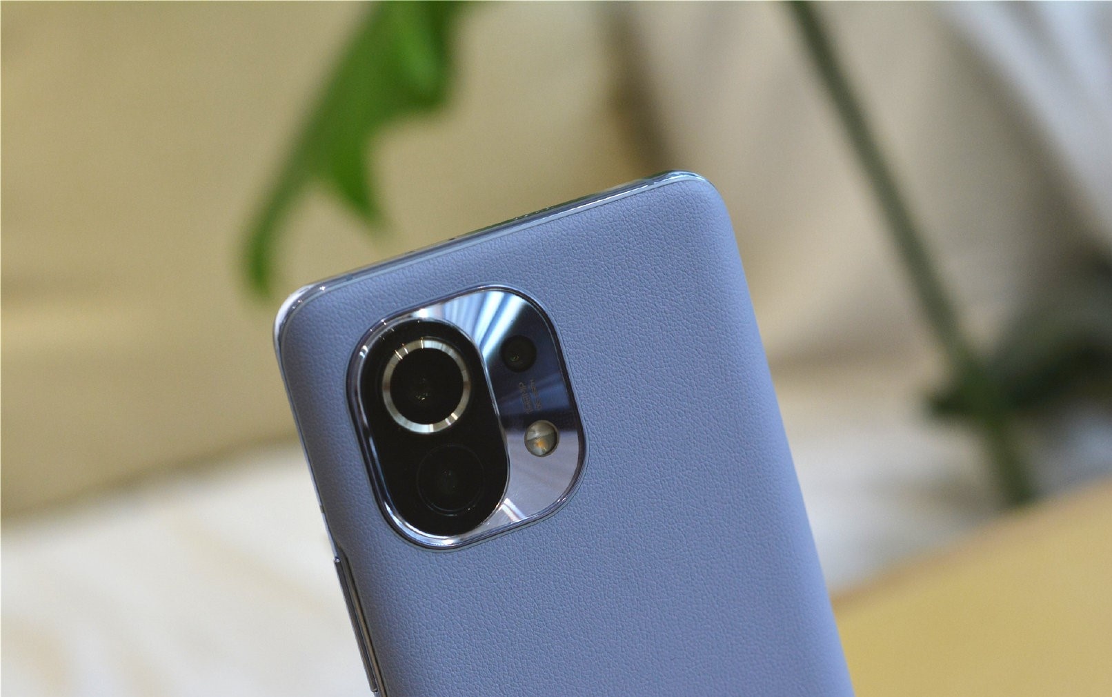 Xiaomi Mi 11 ra mat anh 4