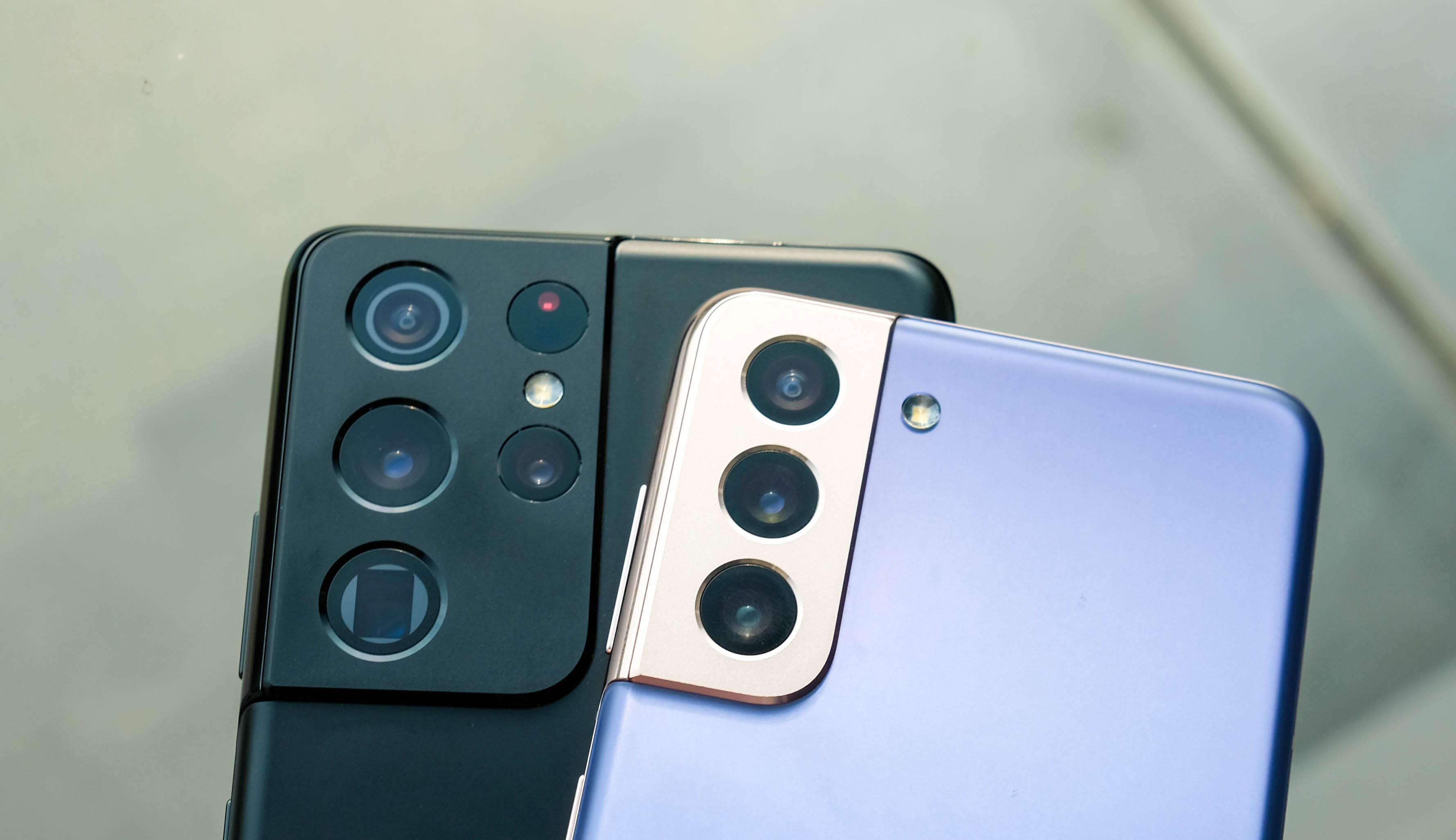 Mo hop Galaxy S21 anh 6