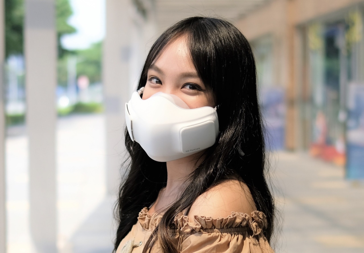 Danh gia khau trang gia 3,5 trieu dong, loc duoc khong khi hinh anh