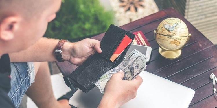 co nen mua laptop gaming anh 4