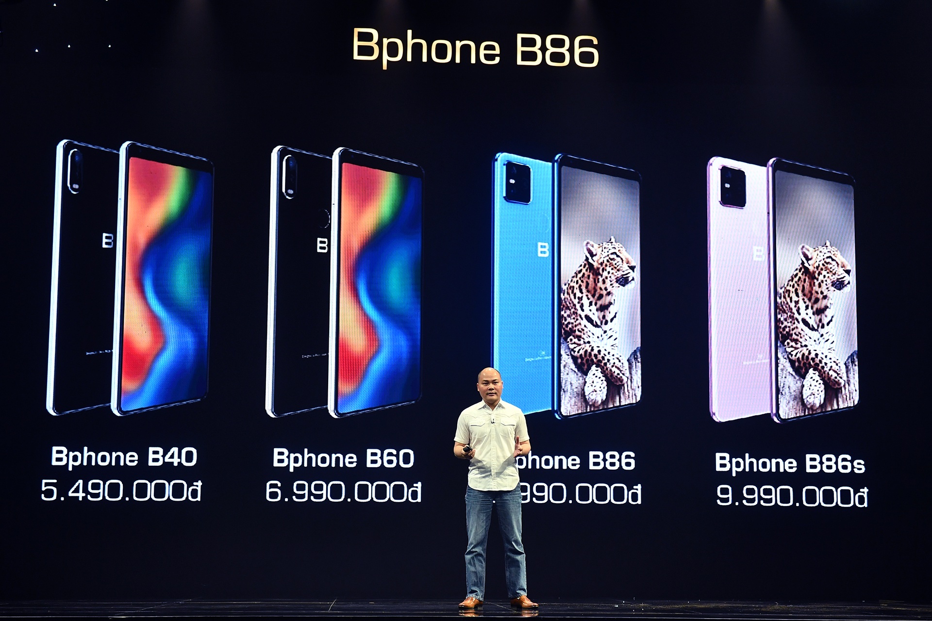 Hai mau Bphone bi go khoi website cua Bkav du chua len ke hinh anh