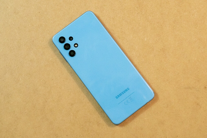 Smartphone 5G gia re nhat cua Samsung len ke tai Viet Nam hinh anh