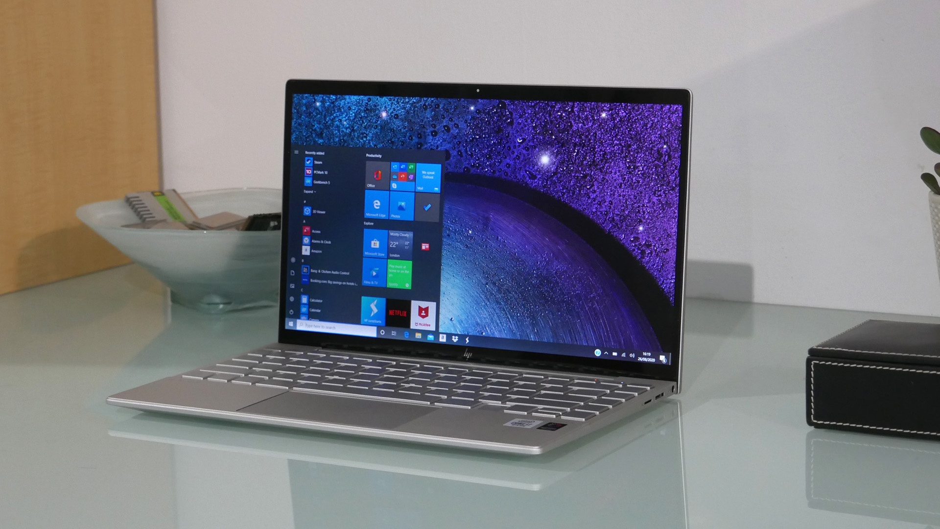 Laptop mong nhe dang mua anh 2