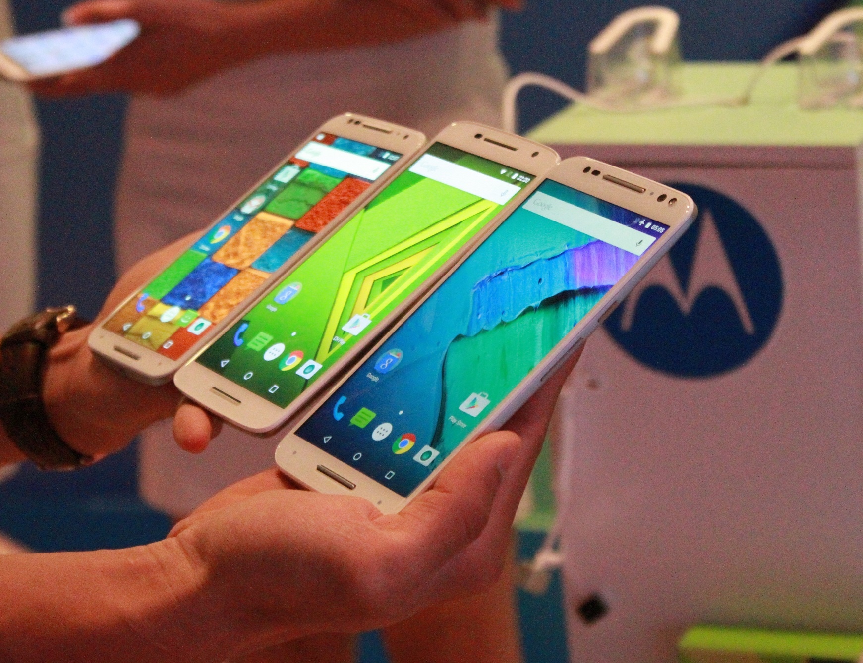 Hang di dong rut khoi Viet Nam anh 6