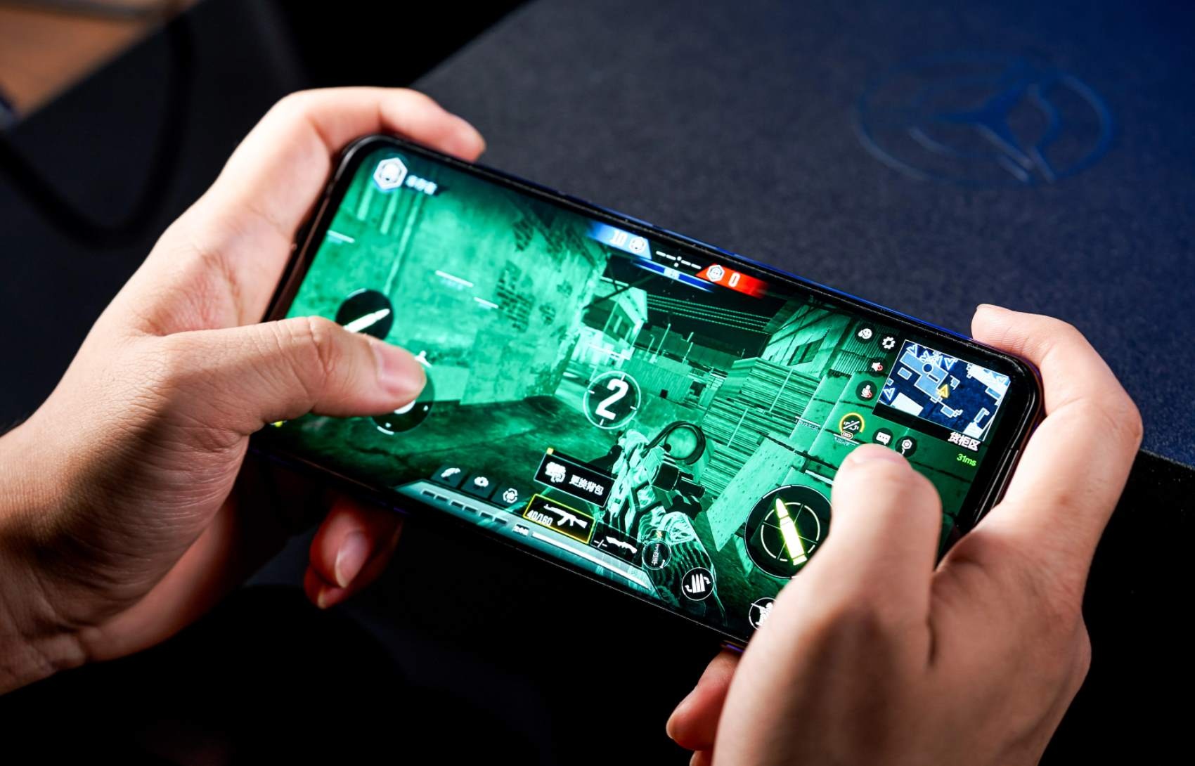 Smartphone nao tot nhat de choi game? hinh anh