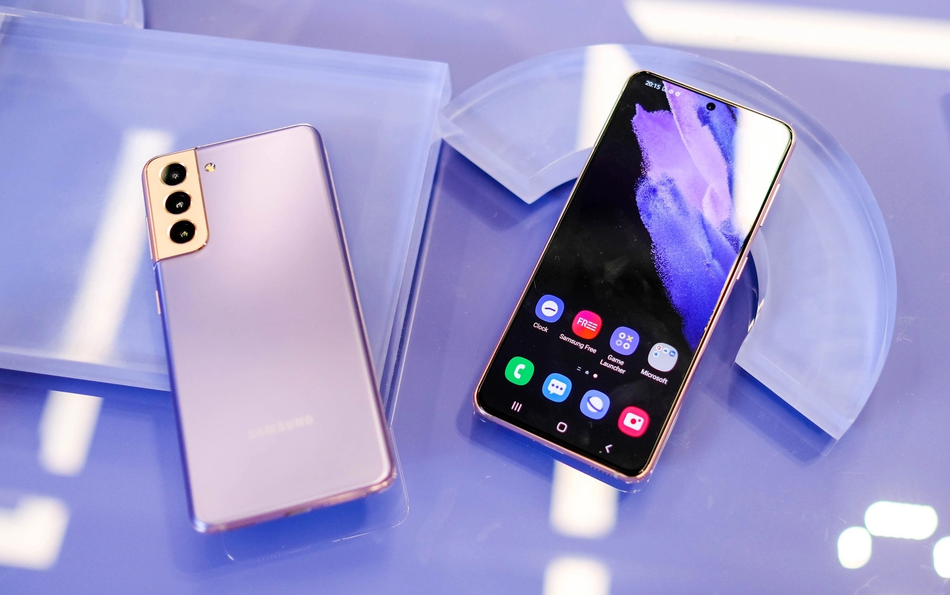 Nhung mau smartphone mong nhe nhat tai Viet Nam hinh anh