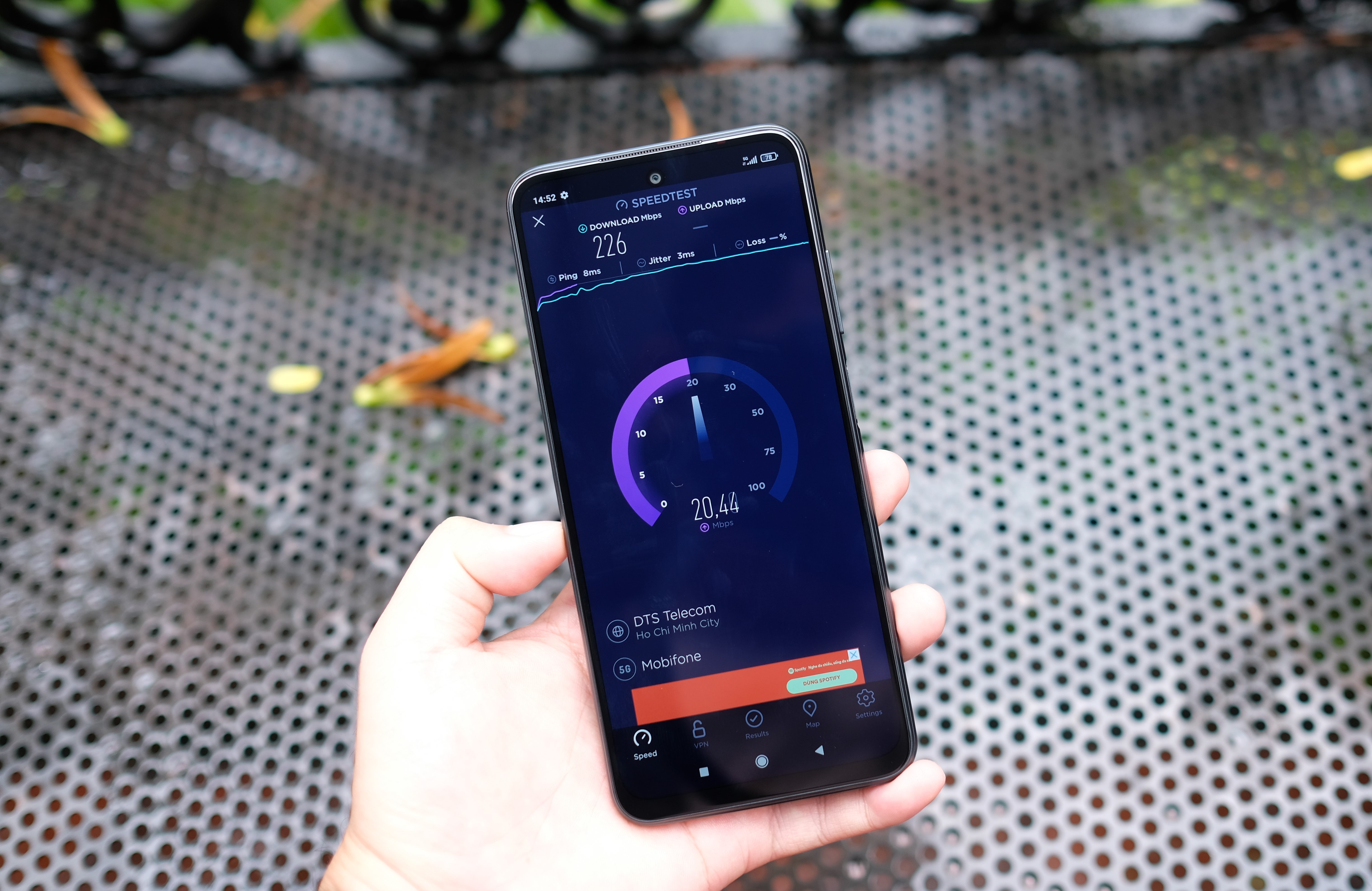 smartphone 5G dang chu y anh 2