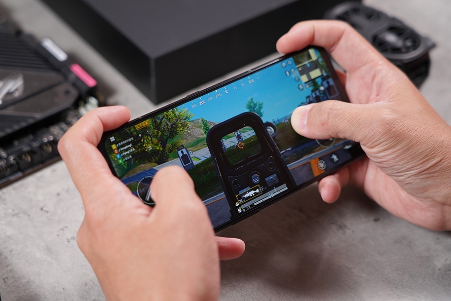 smartphone danh cho game thu anh 4