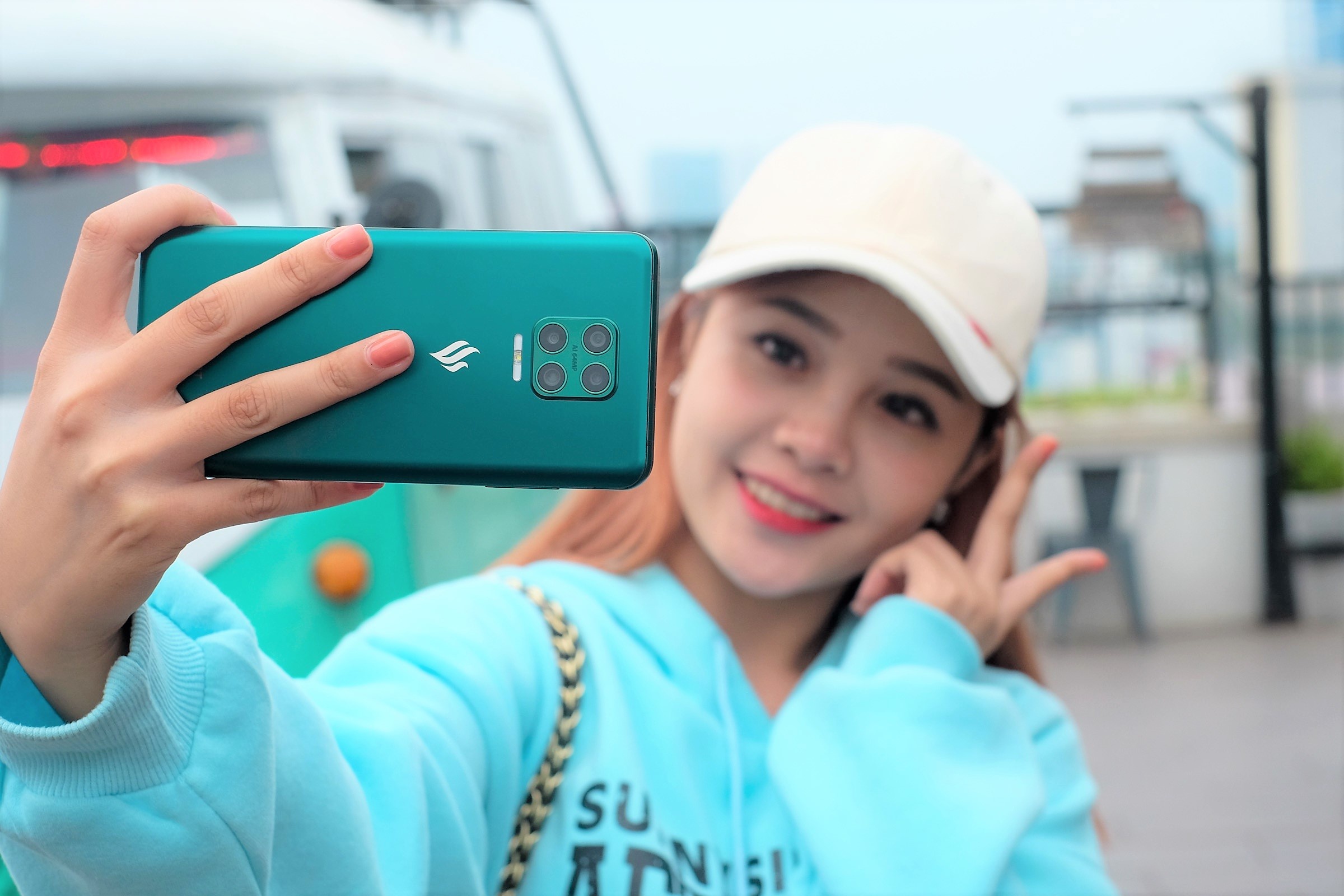 dien thoai Vsmart giam gia anh 1