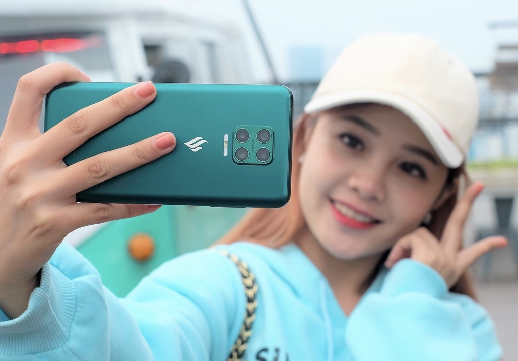 Nhieu mau dien thoai Vsmart dang giam gia lan cuoi hinh anh