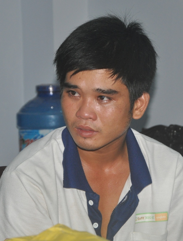 Mot phu nu bi cuong hiep, cuop tai san tren duong vang hinh anh