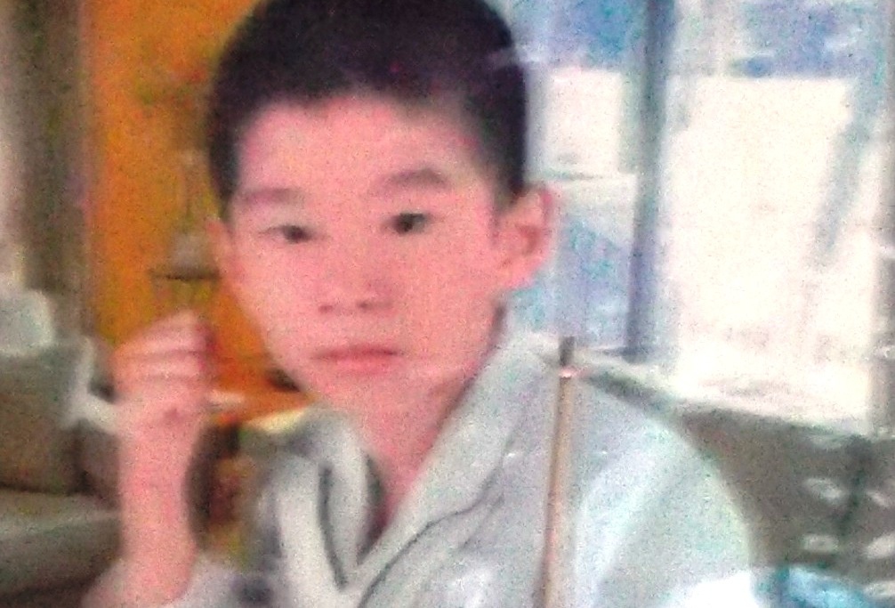 Hung thu dam be trai 7 tuoi suyt giet chet em gai ruot hinh anh