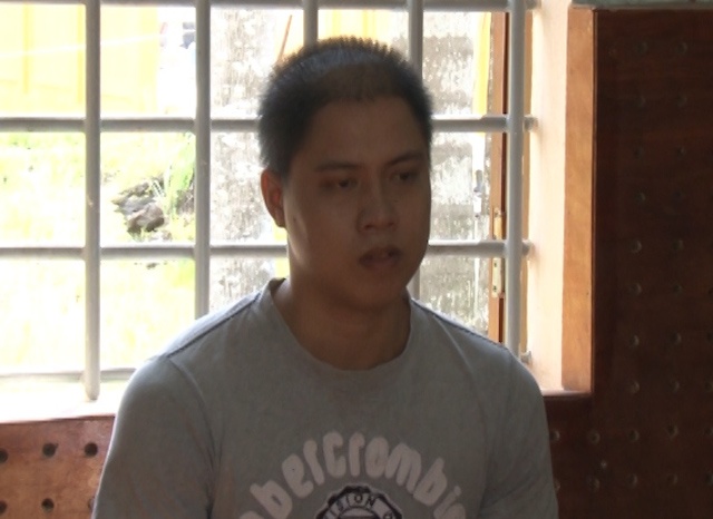Chem nhau nao loan khu pho vi tieng net po hinh anh
