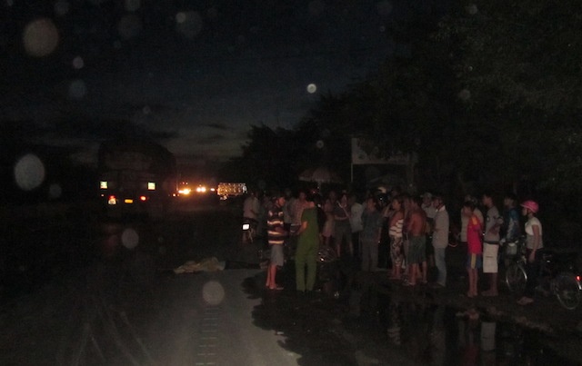 Xe tai can nu sinh su pham chet tai cho hinh anh