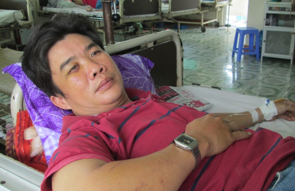 Anh Lợi đang điều trị chấn thương sọ não và nằm theo dõi tại bệnh viện.