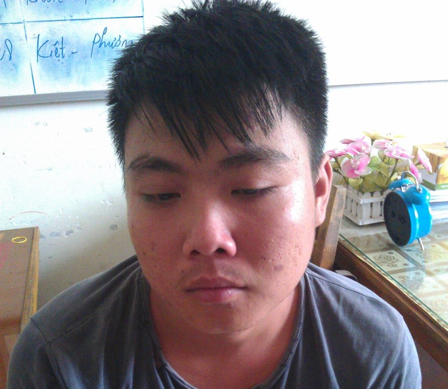 3 thanh nien cam mu bao hiem danh chet nguoi hinh anh