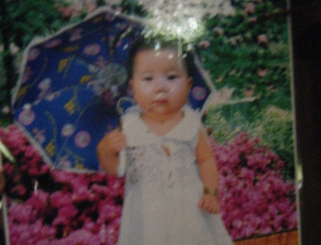 Be gai tu vong duoi muong sau khi mat tich trong hoi cho hinh anh