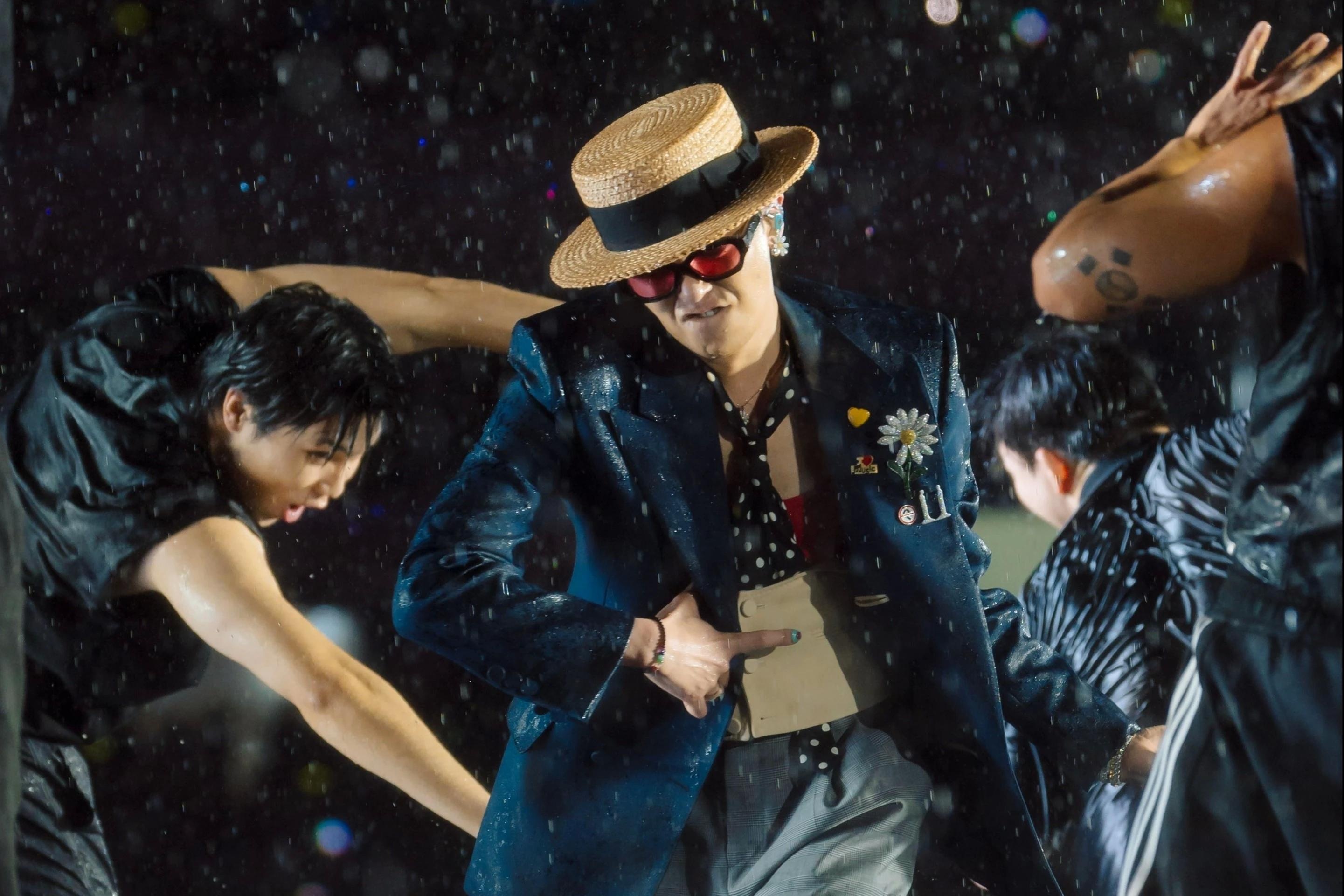 G-Dragon lam gi khi tro thanh Dai su Di san The gioi? hinh anh