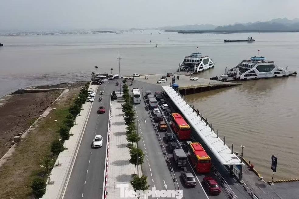 C&aacute;t B&agrave; ảnh 2