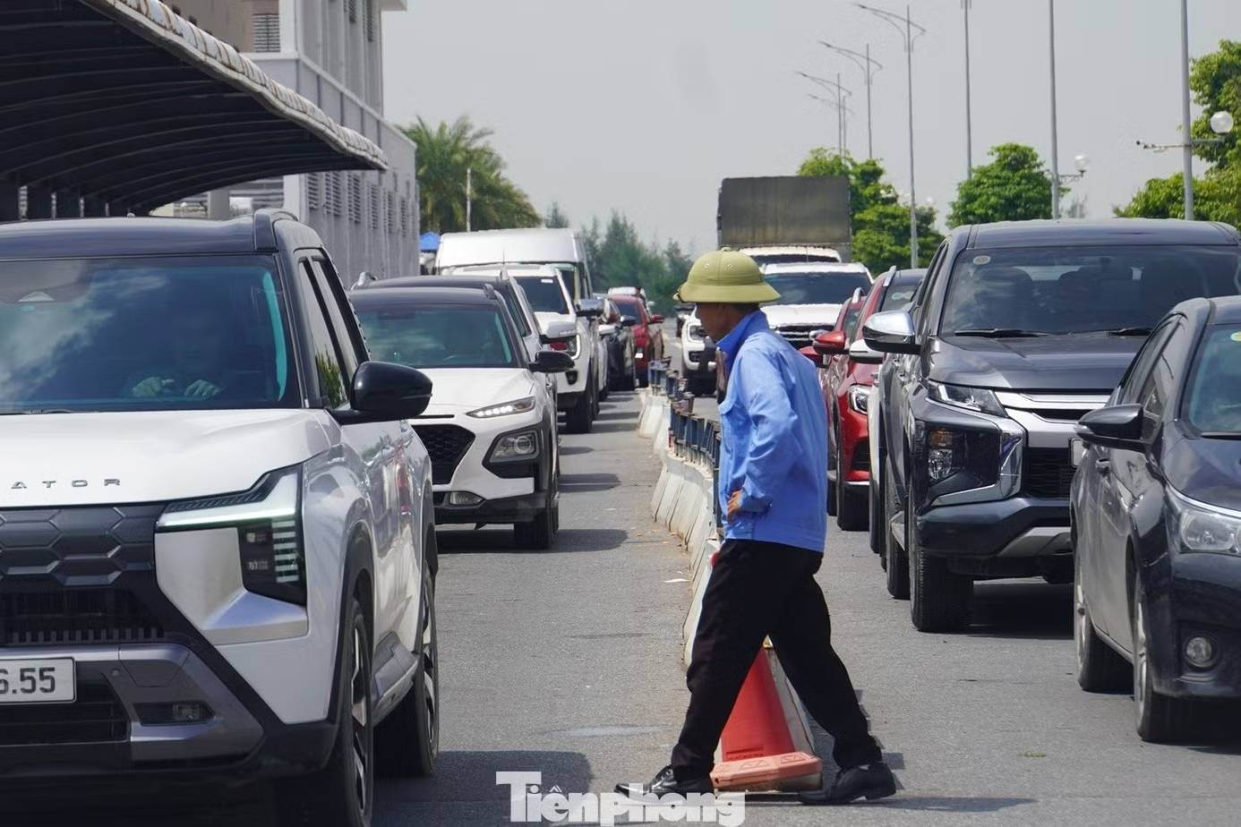 C&aacute;t B&agrave; ảnh 8