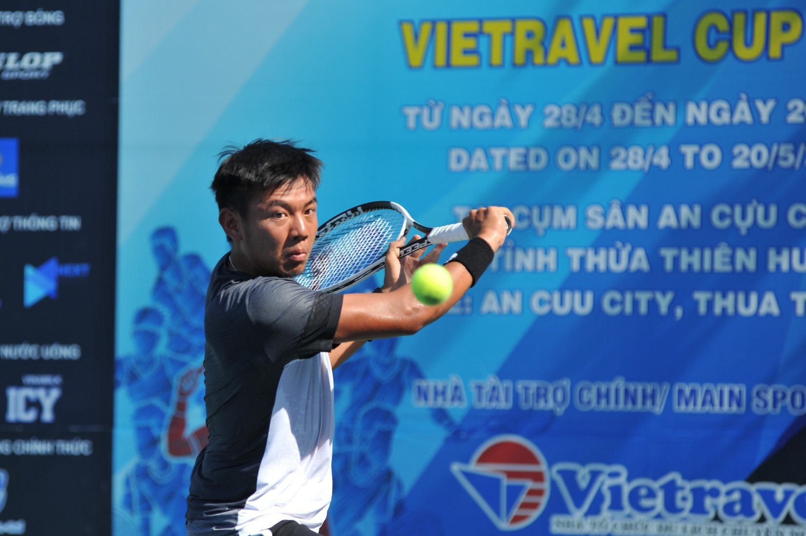 Hoang Nam thua tran chung ket F1 Futures truoc tay vot 16 tuoi hinh anh