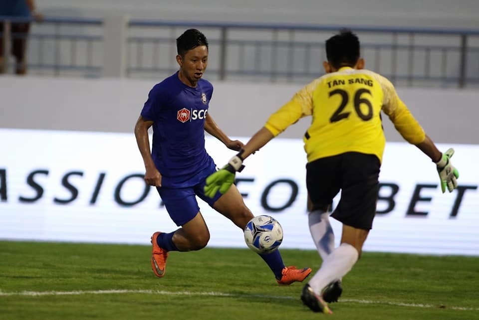 Cau thu Ba Ria Vung Tau duoi danh trong tai o giai hang Nhi hinh anh