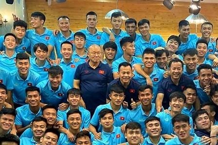 Thay Park lam dieu chua tung co voi hai doi tuyen Viet Nam hinh anh