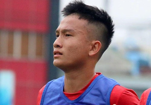 Ban ky luat VFF phat nham cau thu trong vu trong tai bi duoi danh? hinh anh