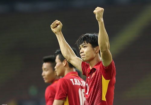 Olympic Viet Nam xuat tran: Cong Phuong da cap cung Van Quyet? hinh anh