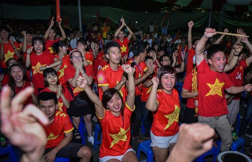 Hon 90% doc gia tin Olympic Viet Nam thang Syria hinh anh