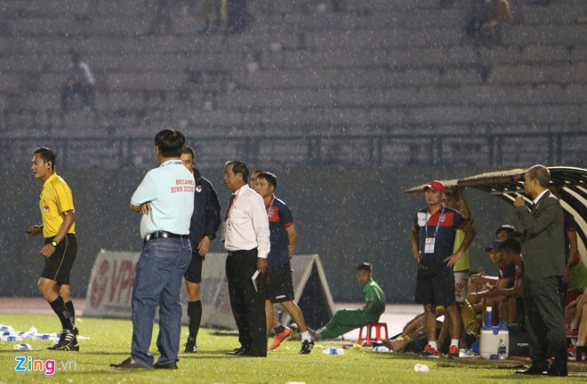 Trong tai,  trong tai be coi,  trong tai Tran Van Lap anh 2