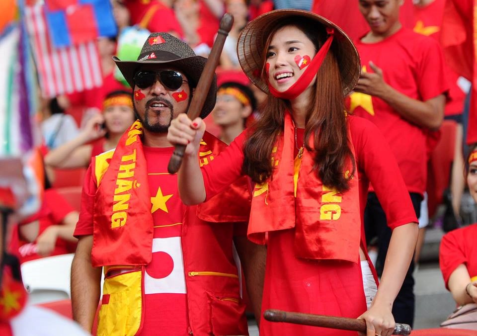 CĐV nữ, fan nữ, người hâm mộ, phụ nữ Việt Nam ảnh 6 CDV nu, fan nu, nguoi ham mo, phu nu Viet Nam anh 6