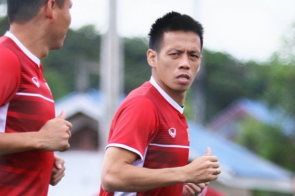 Van Quyet va Bui Tien Dung binh phuc chan thuong, san sang tro lai hinh anh