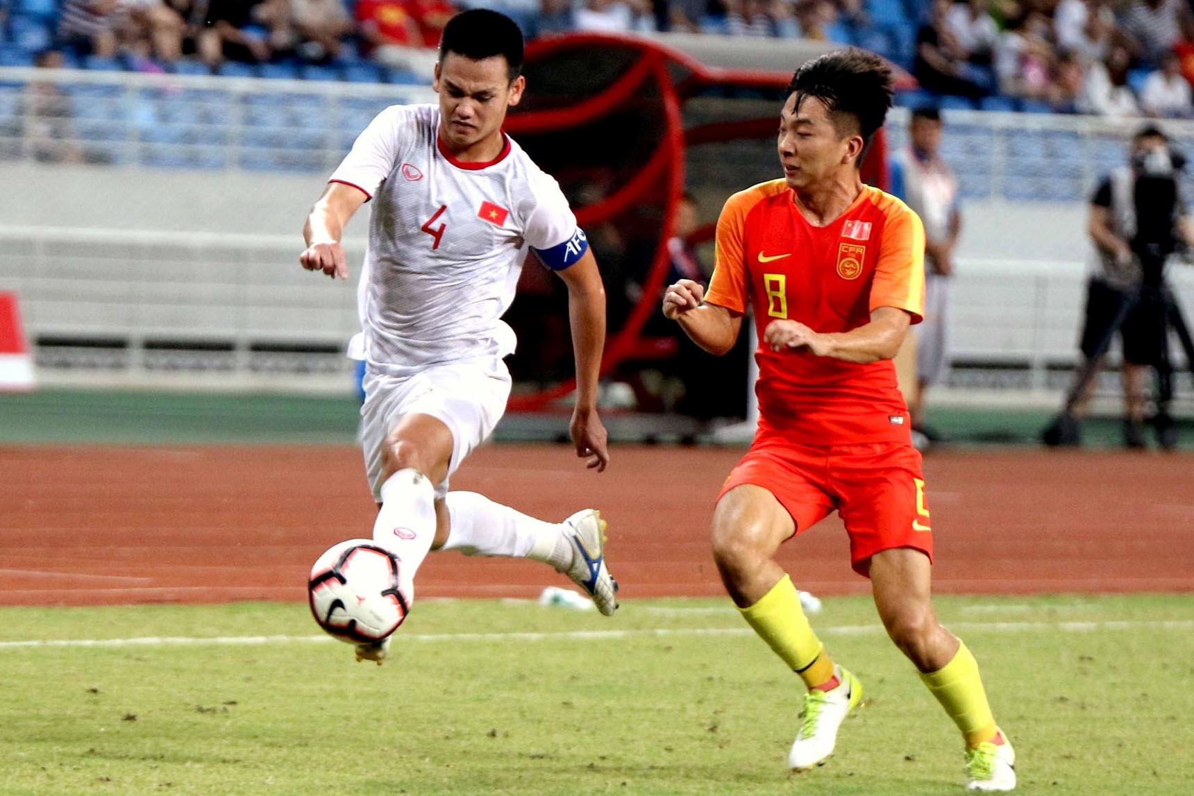 U22 Viet Nam sap da giao huu voi UAE anh 1