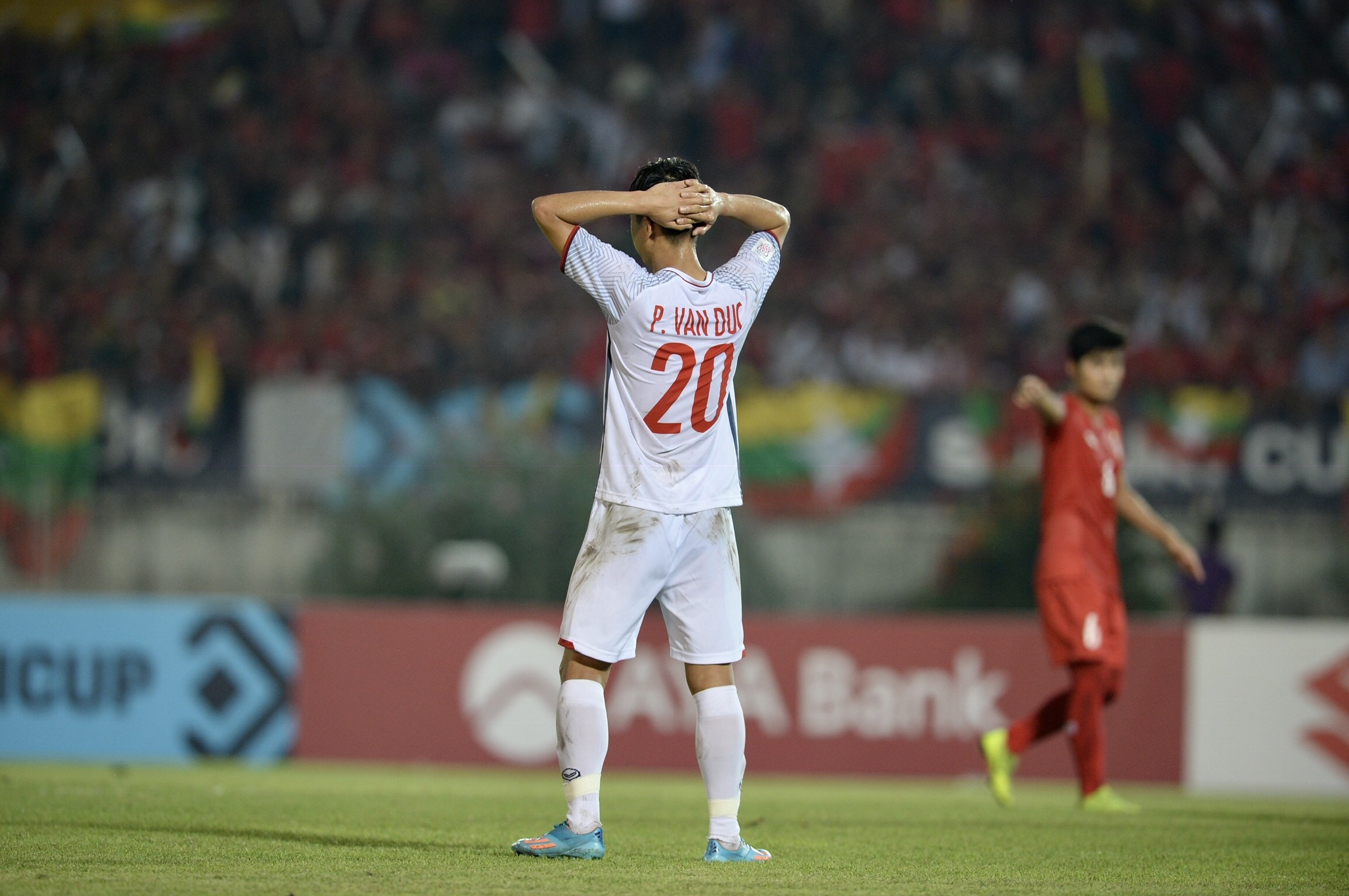 'Quang Hai va Xuan Truong khong biet phong ngu' hinh anh