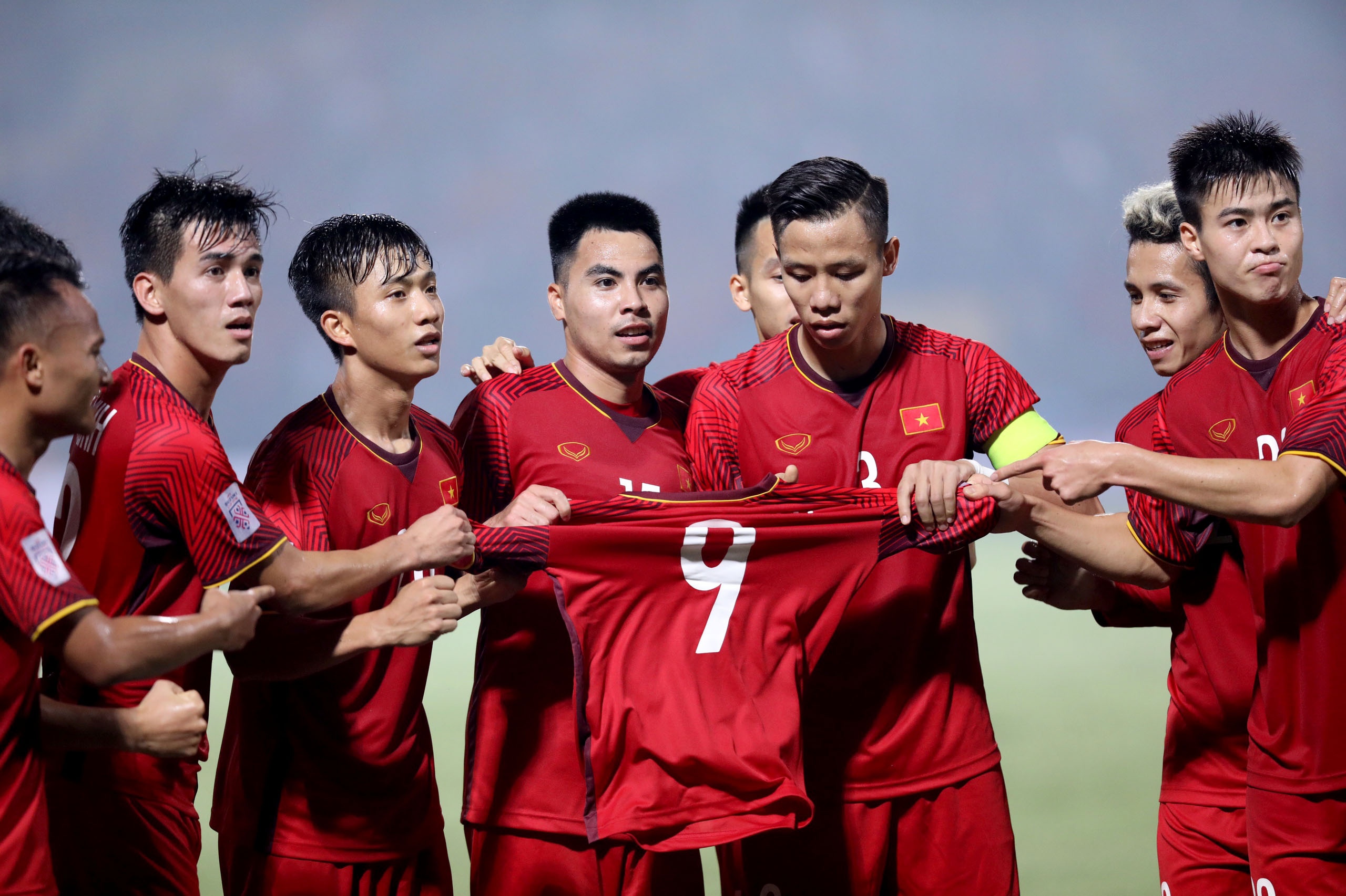 Đội tuyển Việt Nam, Campuchia, Nguyễn Mạnh Dũng, AFF Cup 2018 ảnh 1 Doi tuyen Viet Nam, Campuchia, Nguyen Manh Dung, AFF Cup 2018 anh 1