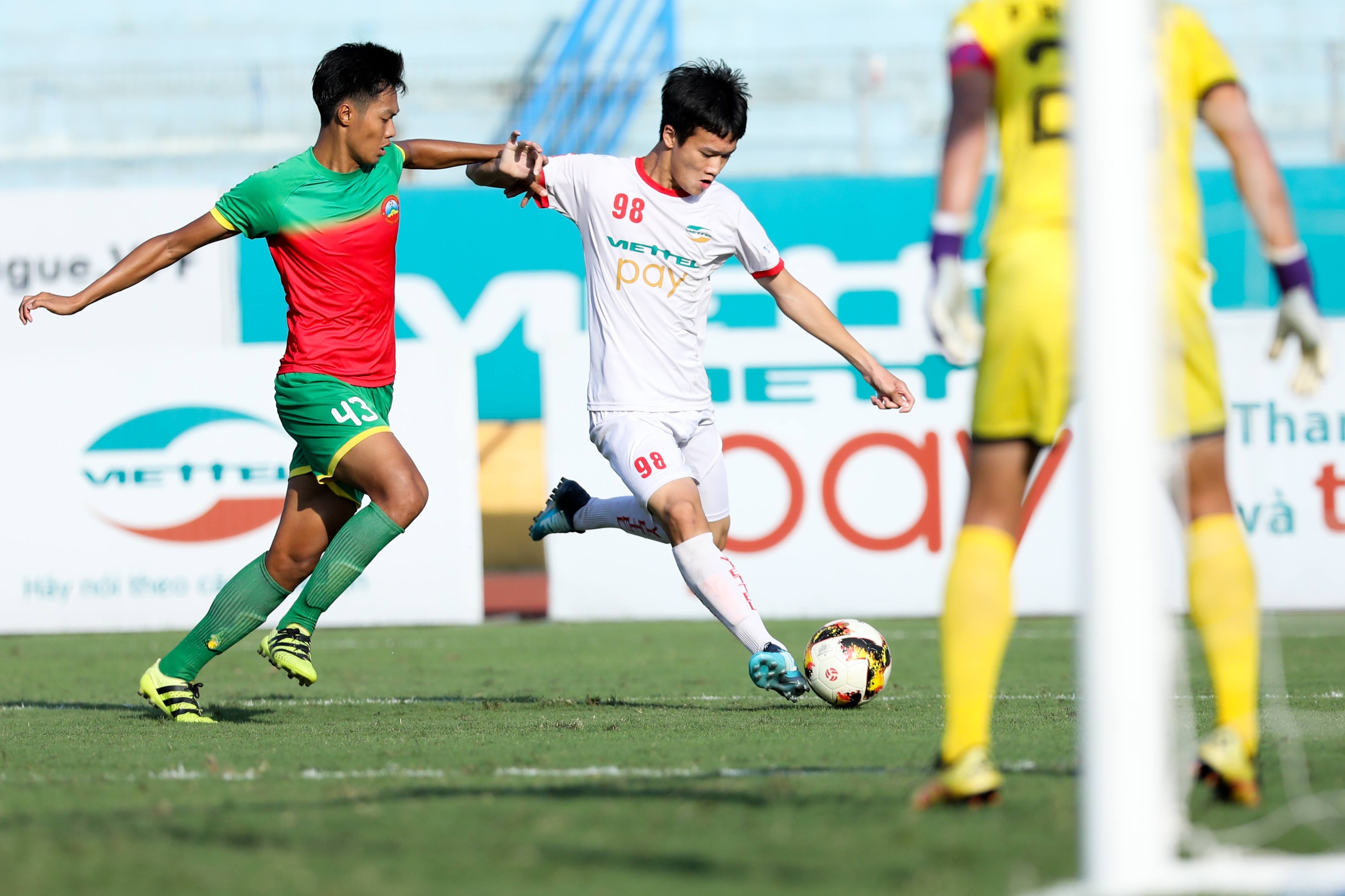 Nguyễn Hoàng Đức, tiền vệ Nguyễn Hoàng Đức, Đội tuyển Việt Nam, Asian Cup 2019 ảnh 5 Nguyen Hoang Duc, tien ve Nguyen Hoang Duc, Doi tuyen Viet Nam, Asian Cup 2019 anh 5