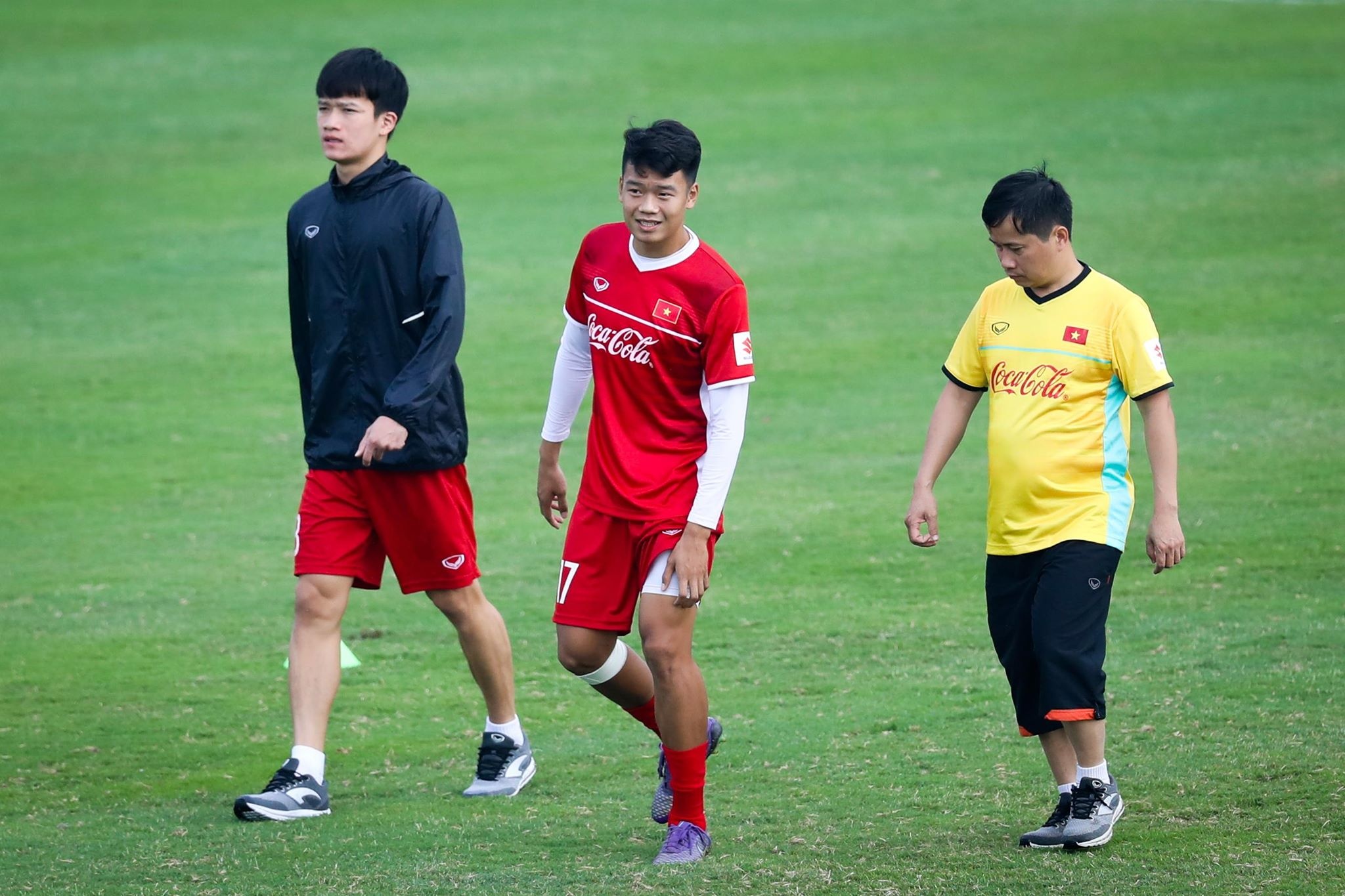 Hoàng Đức, Thành Chung, Đội tuyển Việt Nam, Asian Cup 2019 ảnh 1 Hoang Duc, Thanh Chung, Doi tuyen Viet Nam, Asian Cup 2019 anh 1