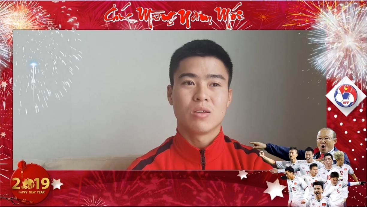 Tuyen thu Viet Nam chuc mung nguoi ham mo nhan dip nam moi 2019 hinh anh