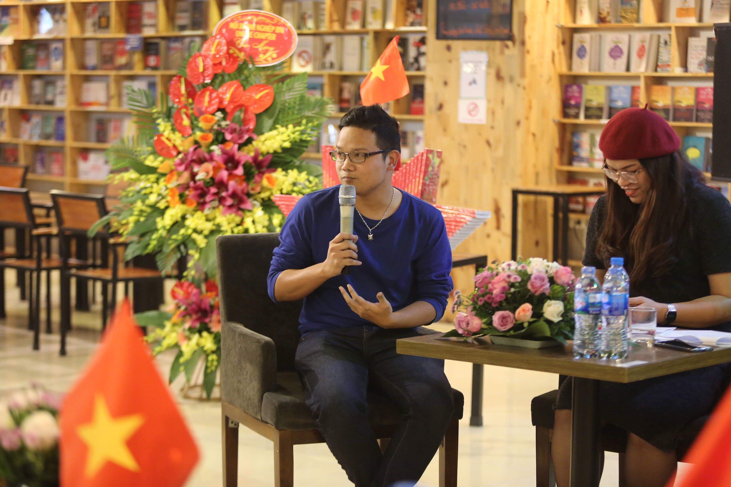 Vô địch Đông Nam Á, Việt Nam vô địch, đội tuyển Việt Nam, sách về đội tuyển Việt Nam ảnh 2 Vo dich Dong Nam A, Viet Nam vo dich, doi tuyen Viet Nam, sach ve doi tuyen Viet Nam anh 2