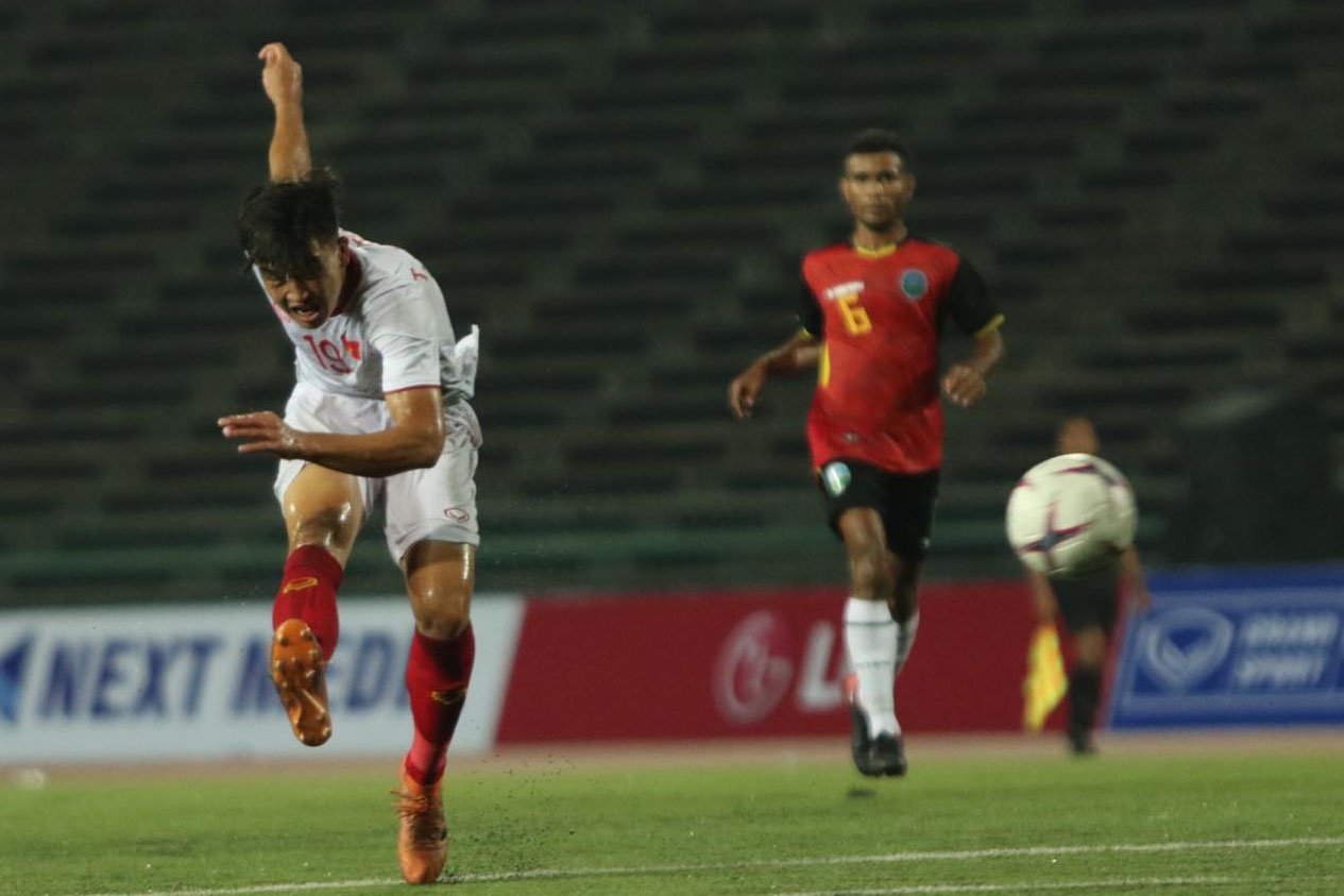 Minh Vuong,  Asian Cup 2019,  Virus truot pen,  doi tuyen Viet Nam anh 2