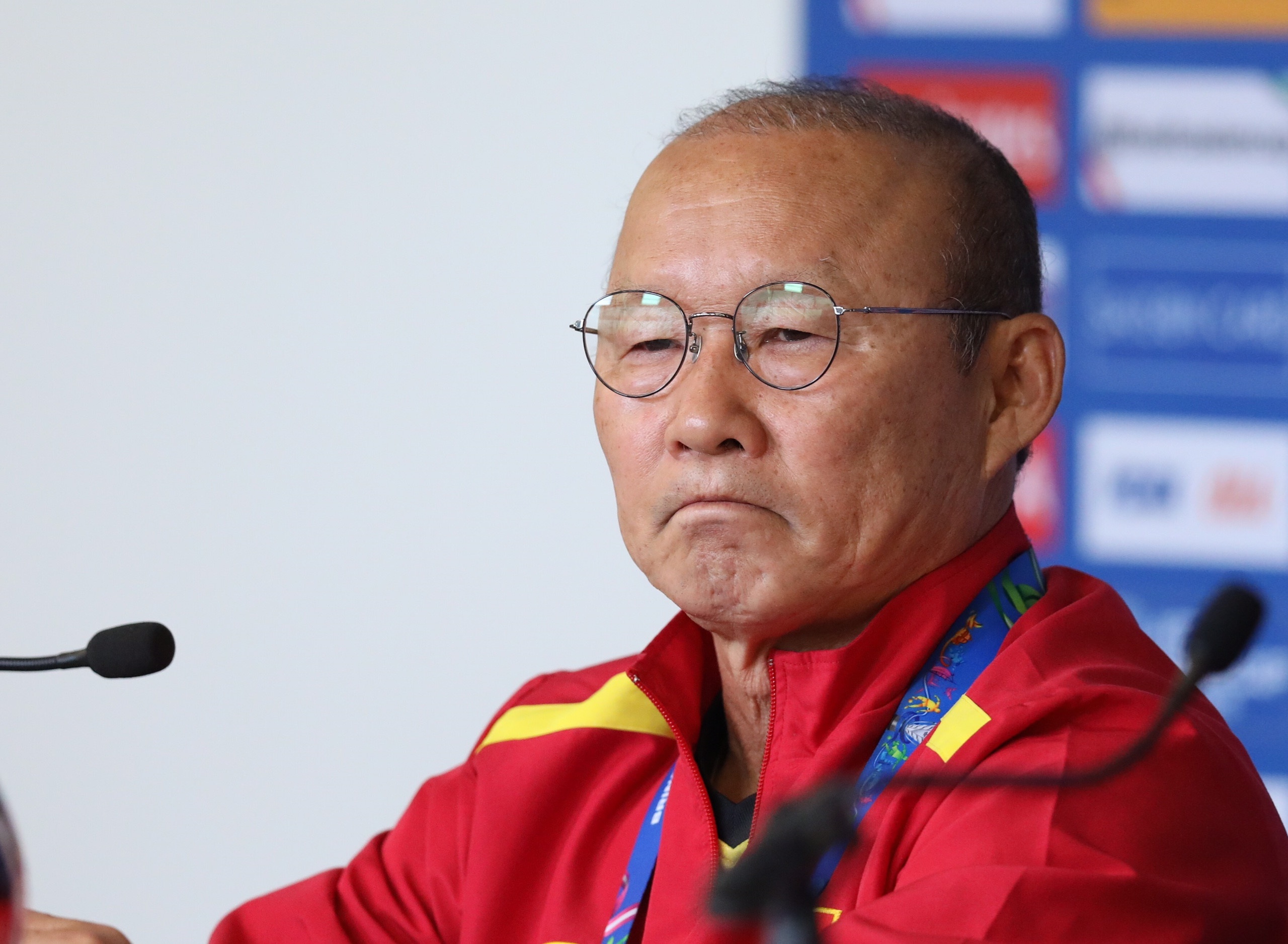 BLV Quang Huy: 'Nen de HLV Park lua chon nguoi thay the' hinh anh