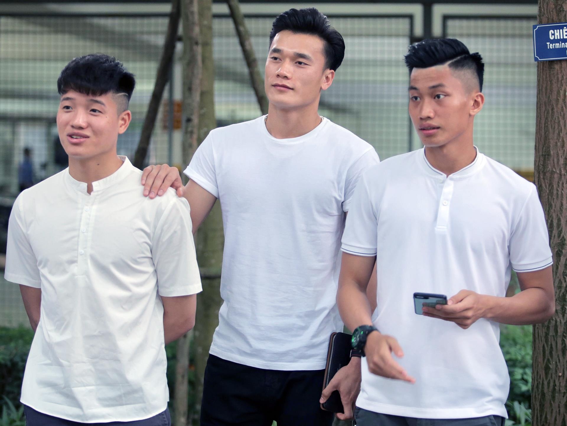 CLB Quang Ninh,  CLB Ha Noi,  V.League 2019,  bau Tam,  Asanzo anh 5