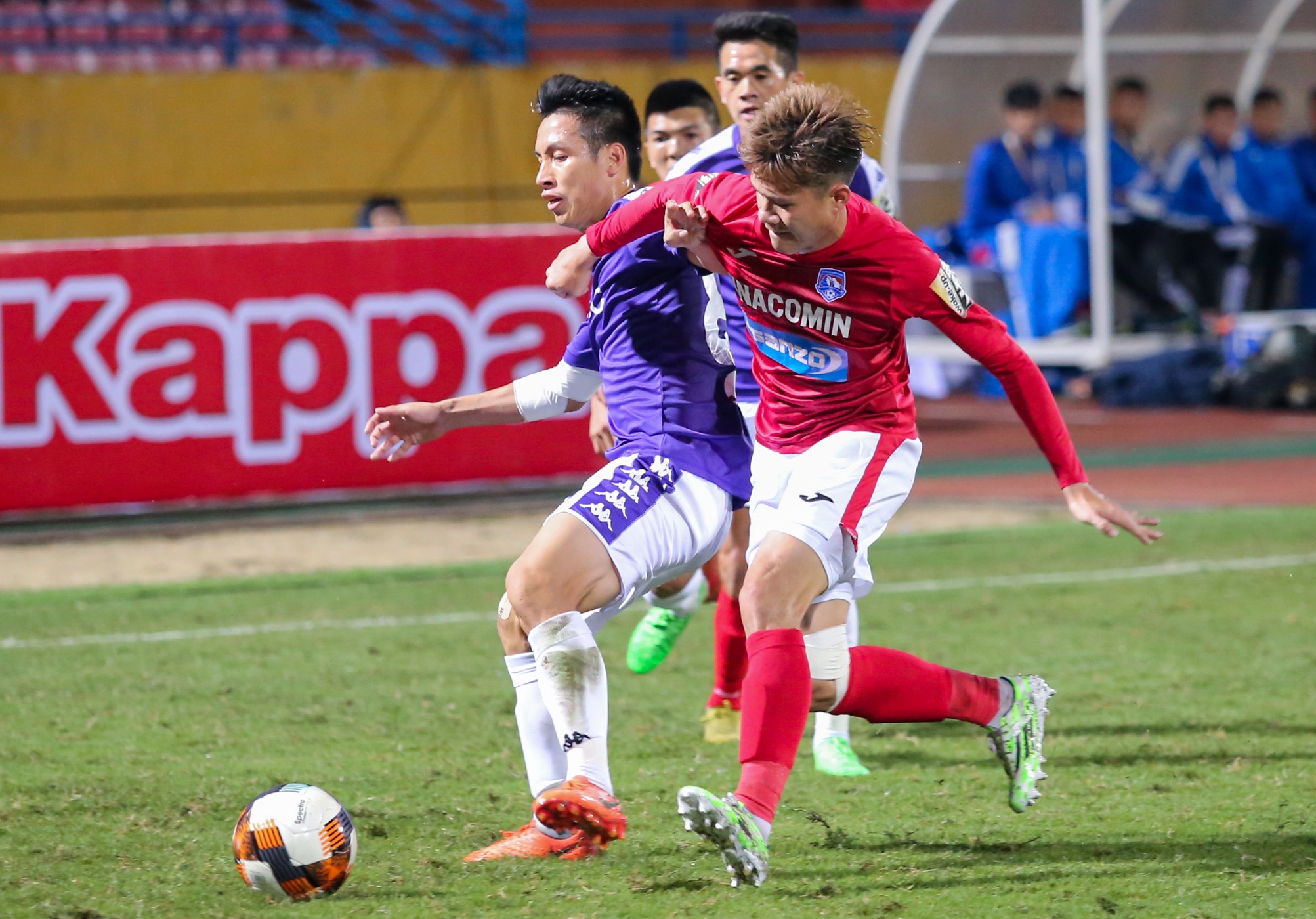 Asanzo,  CLB Quang Ninh anh 3