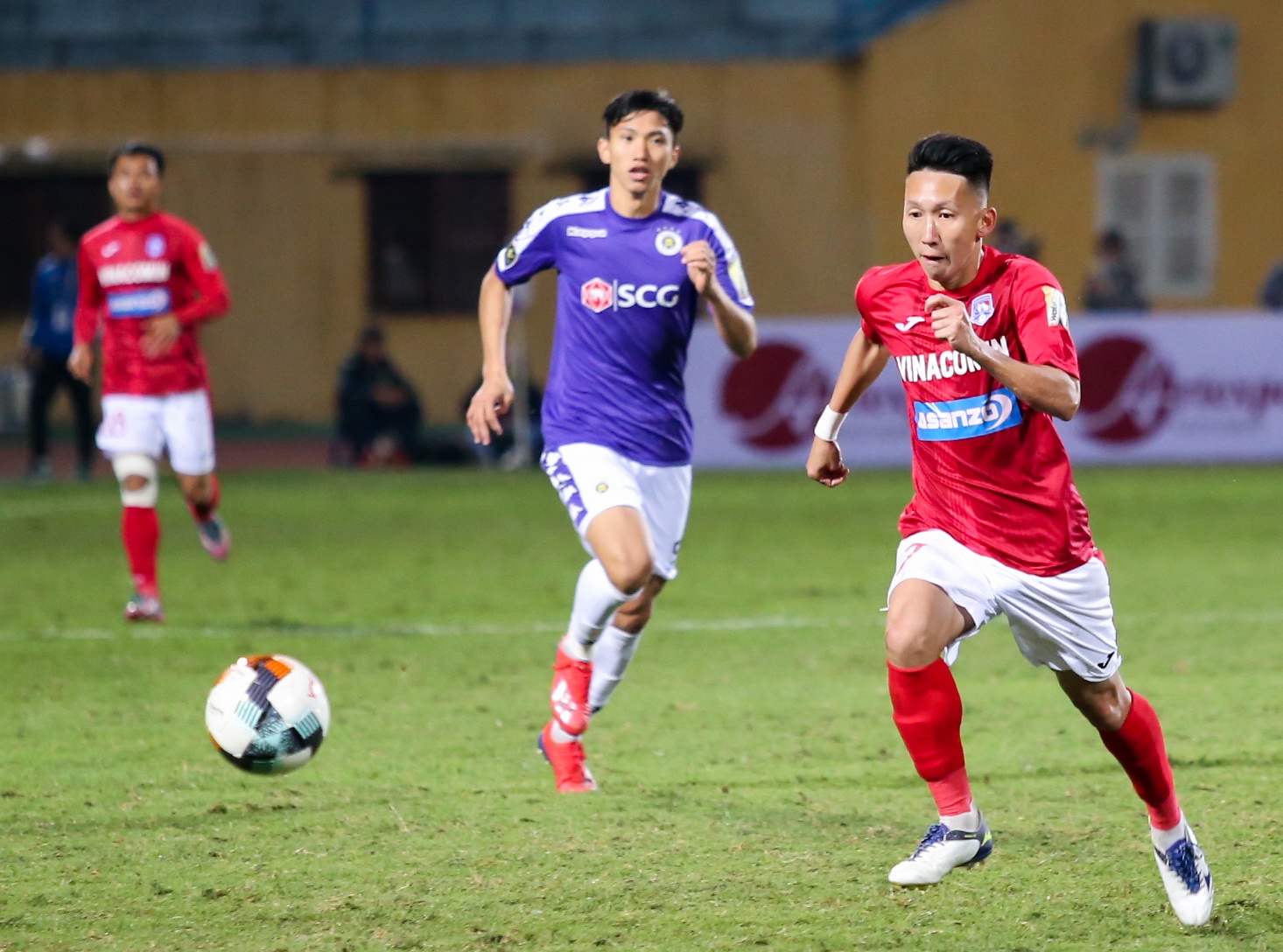 Asanzo,  CLB Quang Ninh anh 6